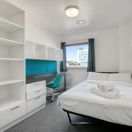Bright & Central Room In Luton, Sleeps 2 Luton  Exteriör bild